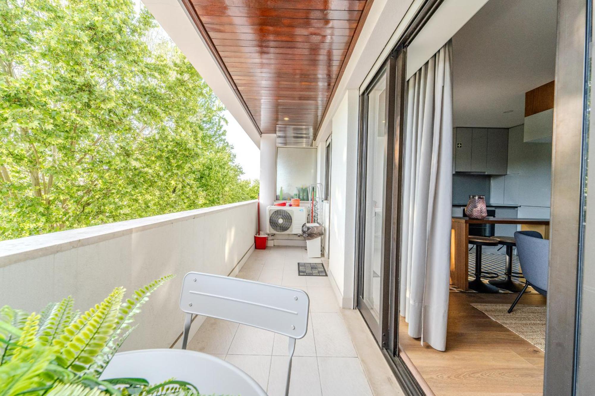 Norton Matos - T2 In The Heart Of By House And People Apartment *